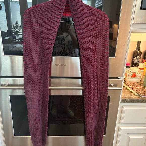 UGG Accessories - UGG Burgundy Knit Scarf, had some piling overall GUC